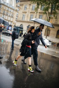 Street Style at Paris Fashion Week Spring 2022