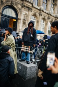 Street Style at Paris Fashion Week Spring 2022