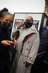 Street Style at Paris Fashion Week Spring 2022