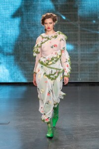 Yuhan Wang RTW Spring 2022