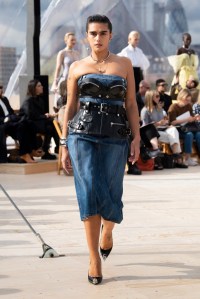 Alexander McQueen RTW Spring 2022