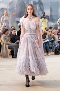 Alexander McQueen RTW Spring 2022