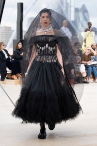 Alexander McQueen RTW Spring 2022