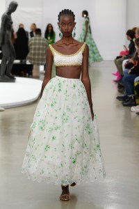 Giambattista Valli RTW Spring 2022