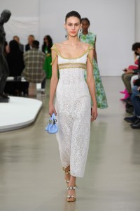 Giambattista Valli RTW Spring 2022