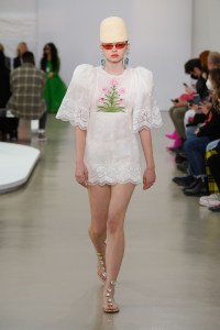 Giambattista Valli RTW Spring 2022