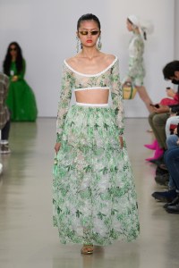 Giambattista Valli RTW Spring 2022