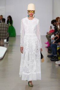 Giambattista Valli RTW Spring 2022