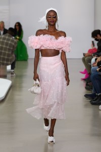 Giambattista Valli RTW Spring 2022
