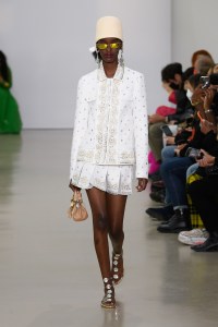 Giambattista Valli RTW Spring 2022