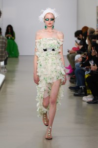 Giambattista Valli RTW Spring 2022