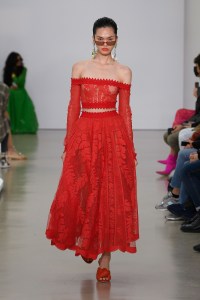 Giambattista Valli RTW Spring 2022