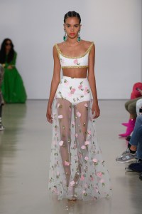Giambattista Valli RTW Spring 2022