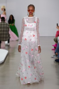 Giambattista Valli RTW Spring 2022