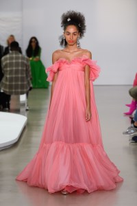 Giambattista Valli RTW Spring 2022