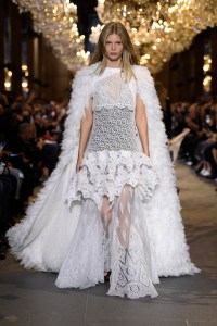 Louis Vuitton RTW Spring 2022