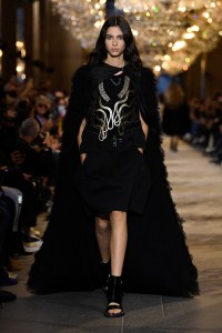 Louis Vuitton RTW Spring 2022