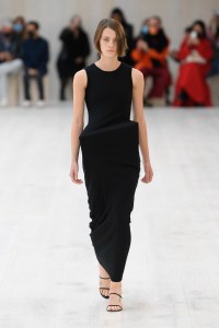 Loewe RTW Spring 2022