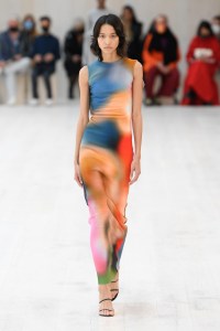 Loewe RTW Spring 2022