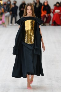 Loewe RTW Spring 2022