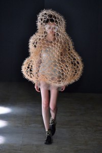 Noir Kei Ninomiya RTW Spring 2022