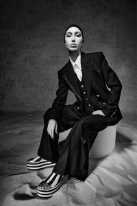 Schiaparelli RTW Spring 2022