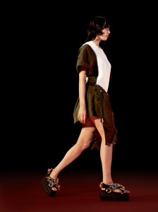 Sacai RTW Spring 2022