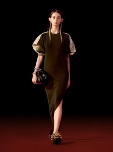 Sacai RTW Spring 2022