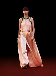 Sacai RTW Spring 2022