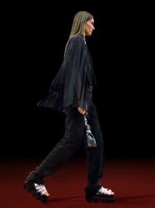 Sacai RTW Spring 2022