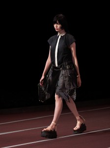 Sacai RTW Spring 2022