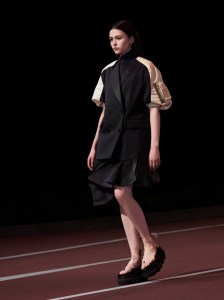 Sacai RTW Spring 2022