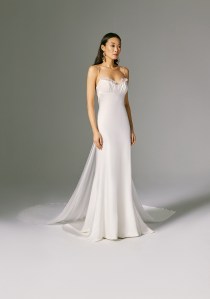 Savannah Miller Bridal Fall 2022