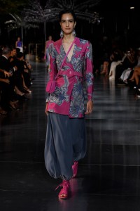 All the Looks from Giorgio Armani Show in Dubai