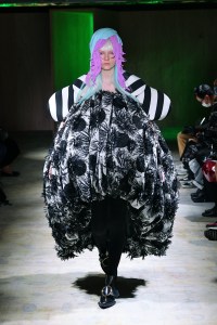 Comme des Garons RTW Spring 2022