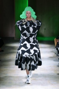 Comme des Garcons RTW Spring 2022