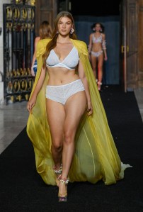 Etam Live Show 2021