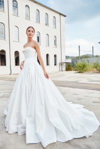Peter Langner Spring 2022 Bridal