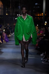 Valentino RTW Spring 2022