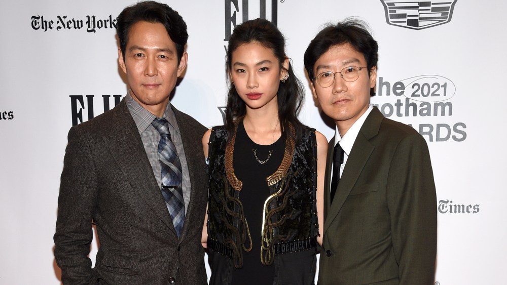 Lee Jung-jae, from left, Jung Hoyeon and creator Hwang Dong-hyuk, of "Squid Game," attend the Gotham Awards at Cipriani Wall Street on Monday, Nov. 29, 2021, in New York. (Photo by Evan Agostini/Invision/AP)