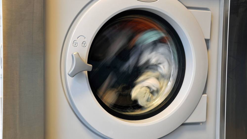 A washing machine of the type Electroluc washes clothes in Berlin, Germany, 18 September 2011. Photo by: S. Steinach/picture-alliance/dpa/AP Images