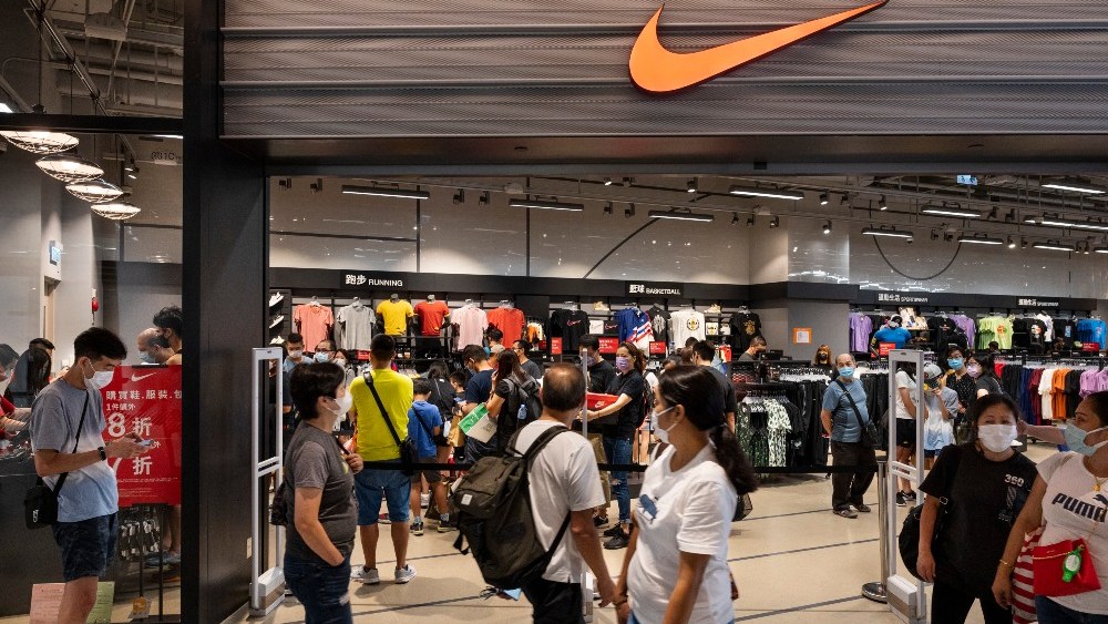 Nike's sustainable development director signaled at the COP26 Conference that Nike plans to invest and expand production in Vietnam