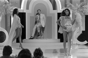 Bob Mackie prepares for filming during production of "The Love Boat" (season 4, episode 25) at the 20th Century-Fox lot in Century City, California, on February 3, 1981.