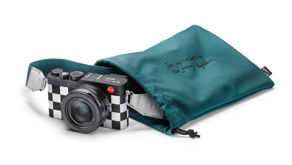Leica D-Lux 7 Vans X Ray Barbee Edition
