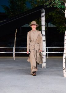 Louis Vuitton RTW Spring 2022