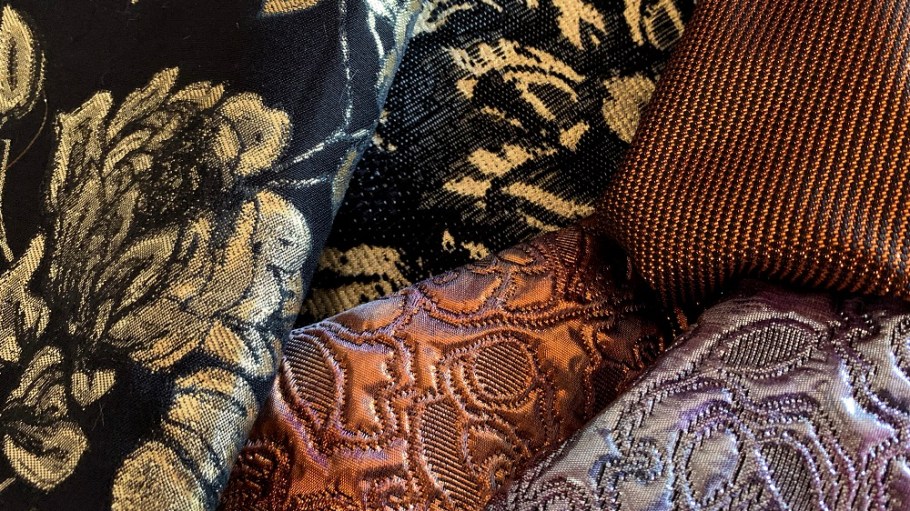 Marchi & Fildi Group has expanded the range of metalloplastic yarns in its Gleaming line by adding 100 percent recycled polyester yarns.