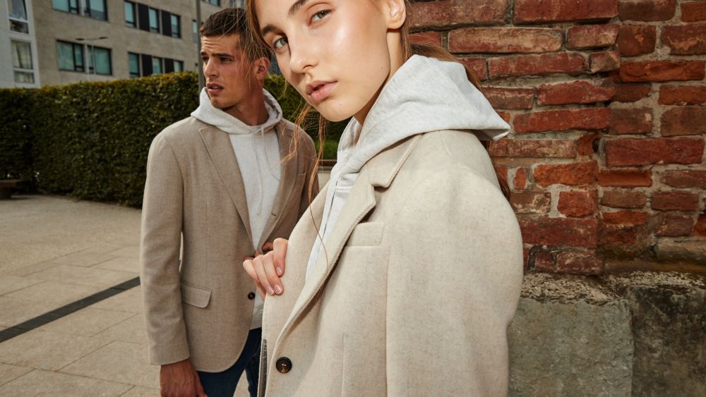 Looks from RforPeople.