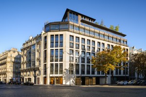 The facade of the Bulgari Hotel Paris