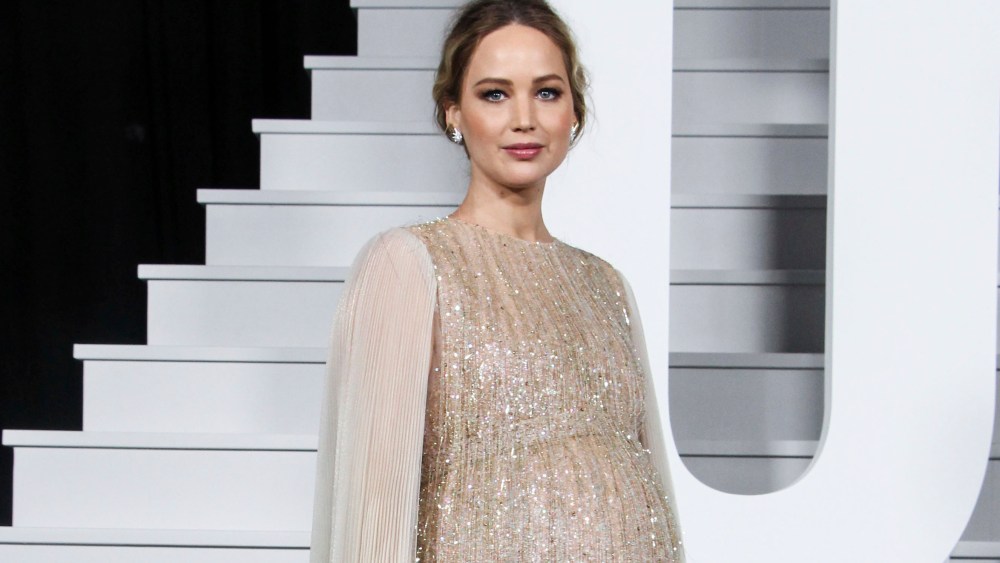 MANHATTAN, NEW YORK CITY, NEW YORK, USA - DECEMBER 05: Actress Jennifer Lawrence wearing a Dior dress with Tiffany and Co. jewelry arrives at the World Premiere of Netflix's 'Don't Look Up' held at Jazz at Lincoln Center on December 5, 2021 in Manhattan, New York City, New York, United States. (Photo by Jordan Hinton/Image Press Agency/Sipa USA)(Sipa via AP Images)