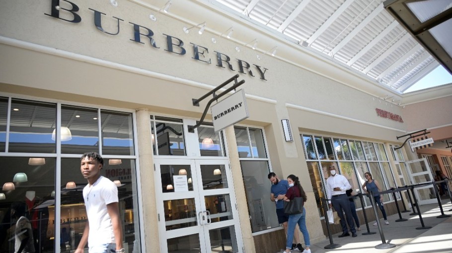 Burberry is partnering with My Wardrobe HQ on rental and resale